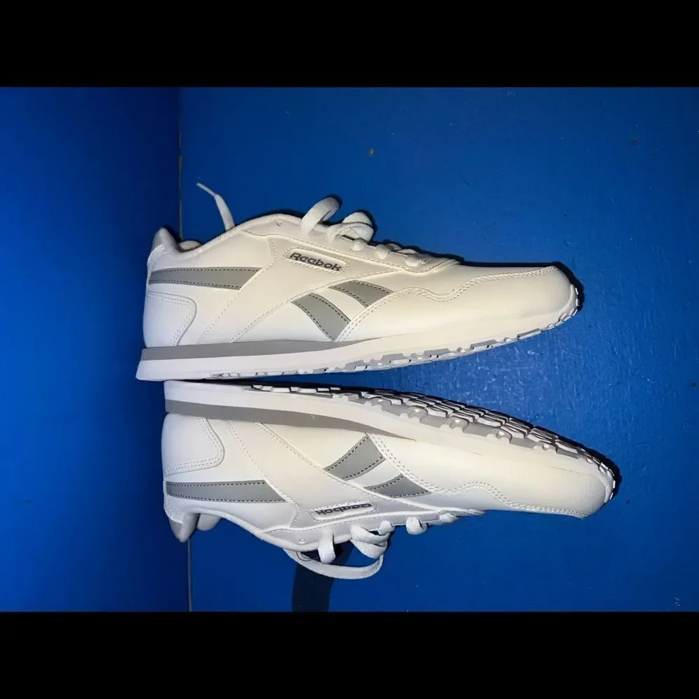Reebok Womens Classic DV5030 White Running Shoes Lace Up Low Top Size 8.5